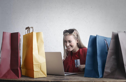 Bisnis e-Commerce: Jenis, Manfaat, dan Peluang di Masa Depan