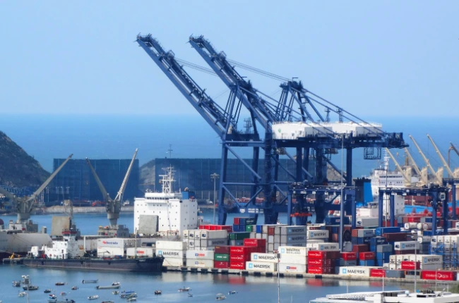 POL Artinya adalah Port Of Loading yaitu Pelabuhan Muat