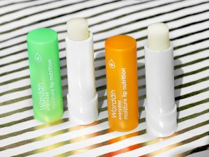 foto-lip-balm-terbaik-yang-bisa-mencerahkan-bibir-10